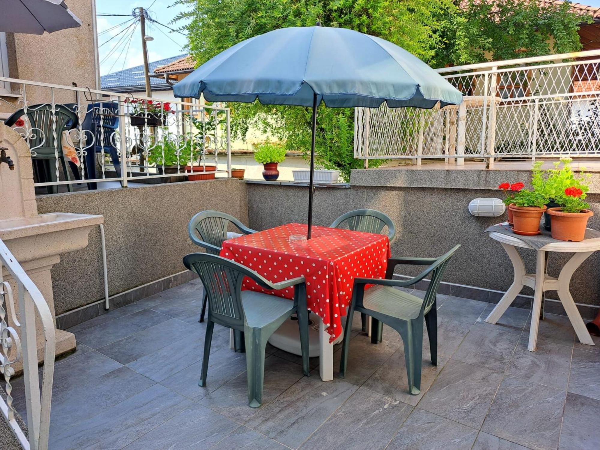 Apartman Slatki Dom 2 SJJ Exterior foto